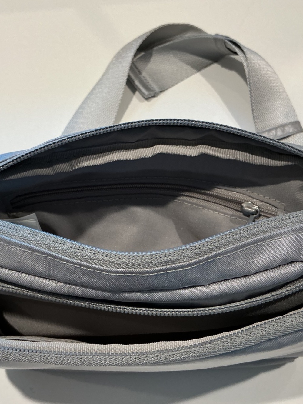 Quince Belt Bag - Silver in Excellent Condition - Picture 6 of 9